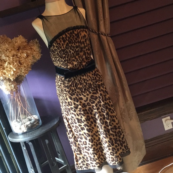 Stunning L.A.M.B. leopard print dress size 10 - Picture 2 of 8